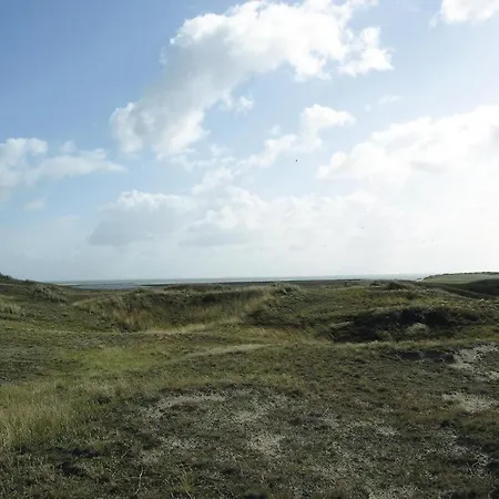Three-bedroom Holiday In